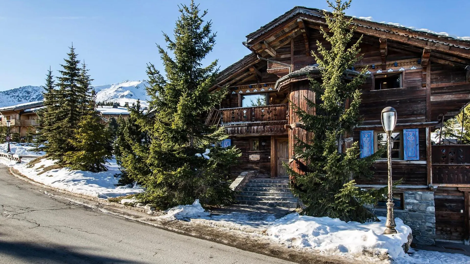 Chalet Familial Authentique Avec Spa, Jacuzzi Et Hammam - Courchevel 1850 - Fr-1-613A-26 0*,  France