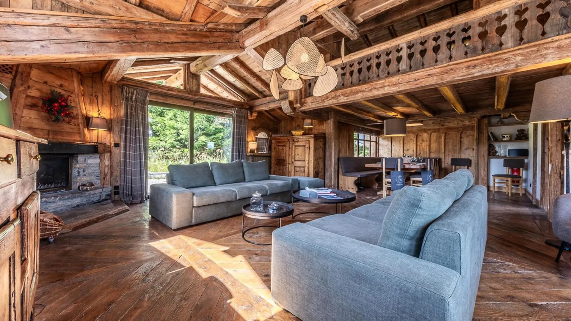 Chalet Familial Authentique Avec Spa, Jacuzzi Et Hammam - Courchevel 1850 - Fr-1-613A-26